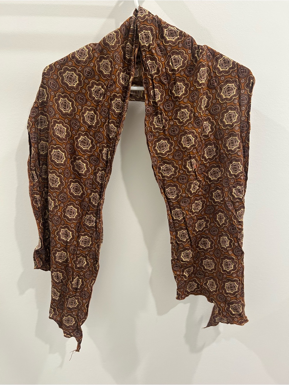 Source Unknown Brown Medallion Print Scarf